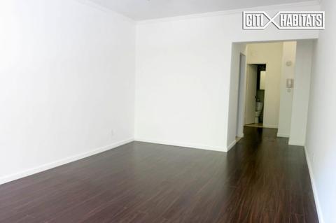 10382 Burlington Rd, Cincinnati, OH 45231 photo 2