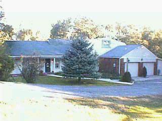 10382 Burlington Rd, Cincinnati, OH 45231 photo 3