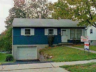 8371 Haskell Dr, Cincinnati, OH 45239 photo 2
