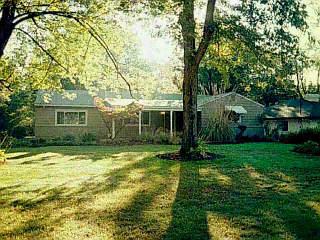 8694 Long Ln, Cincinnati, OH 45231 photo 1