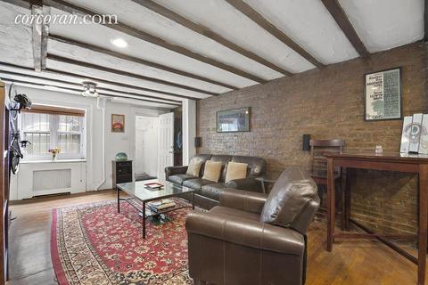 9223 Coogan Dr, Cincinnati, OH 45231 photo 5
