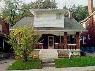 147 Woolper Ave, Cincinnati, OH 45220 photo 3