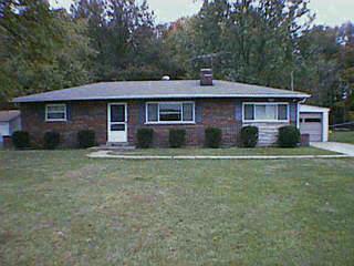 787 Loda Dr, Cincinnati, OH 45245 photo 2