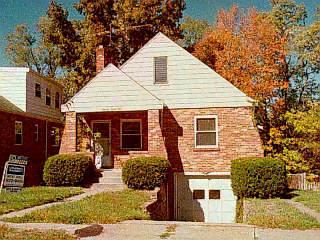 1639 Atson La, Cincinnati, OH 45205 photo 2