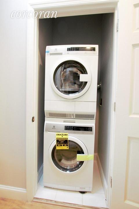 8954 Plainfield Rd, Cincinnati, OH 45236 photo 7