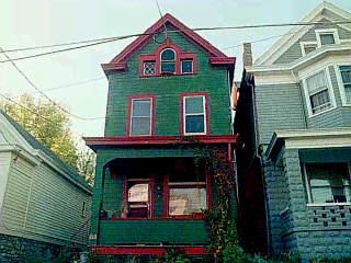 21 Rochelle St, Cincinnati, OH 45219 photo 2