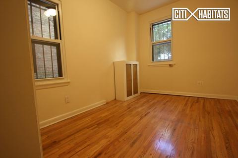 21 Rochelle St, Cincinnati, OH 45219 photo 6