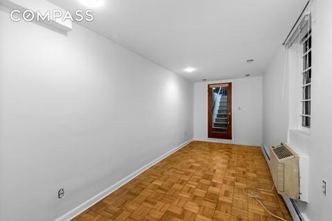 5579 Squirrelrun Rd, Cincinnati, OH 45247 photo 7