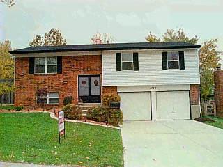 1746 Fallbrook Ln, Cincinnati, OH 45240 photo 1