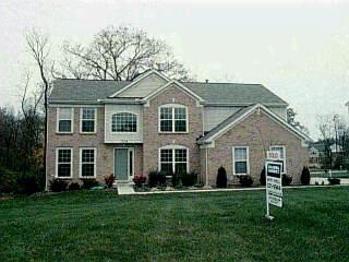 714 Dorgene Ln, Cincinnati, OH 45244 photo 2