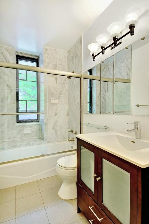 3156 Westbrook Dr, Cincinnati, OH 45238 photo 13