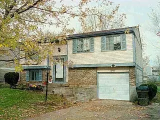 3252 Struble Rd, Cincinnati, OH 45251 photo 1