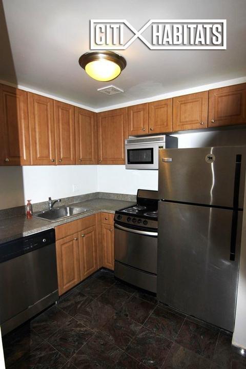 3559 Edwards Rd, Cincinnati, OH 45208 photo 5