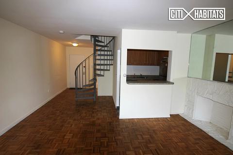 3559 Edwards Rd, Cincinnati, OH 45208 photo 4