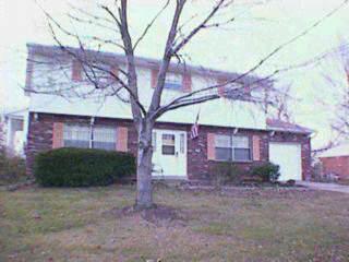 1701 Pinebluff Ln, Cincinnati, OH 45255 photo 3