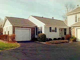 736 Stoneharbor Ln, Maineville, OH 45039 photo 2