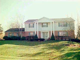 11136 Embassy Dr, Forest Park, OH 45240 photo 1