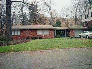 1929 Gregory La, Cincinnati, OH 45206 photo 2