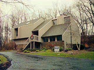 4243 Rybolt Rd, Cincinnati, OH 45248 photo 1