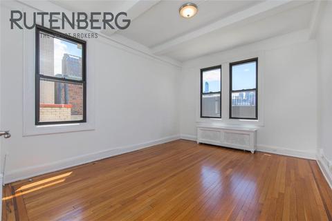 3409 Oak La, Cincinnati, OH 45209 photo 10