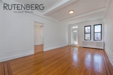 3409 Oak La, Cincinnati, OH 45209 photo 8