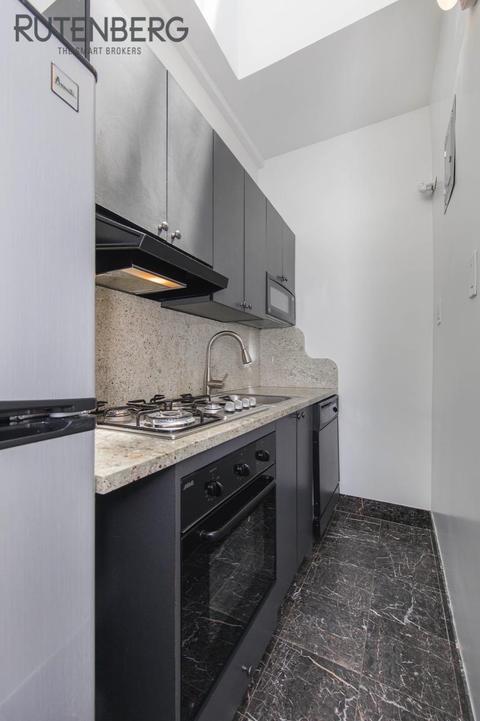 3409 Oak La, Cincinnati, OH 45209 photo 11