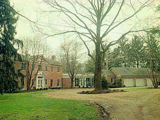 8225 Eagle Ridge Dr, Cincinnati, OH 45243 photo 3