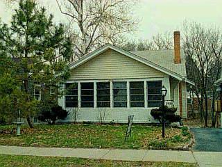 2926 Mignon Ave, Cincinnati, OH 45211 photo 3