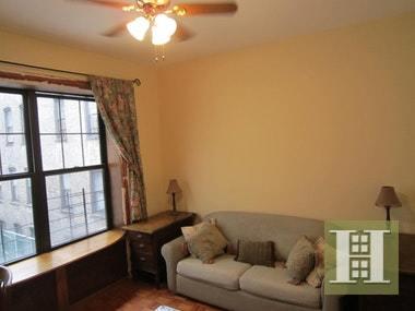 3836 Crescent Dr, Cincinnati, OH 45245 photo 4