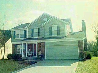 565 Forest Ridge Ct, Cincinnati, OH 45244 photo 2