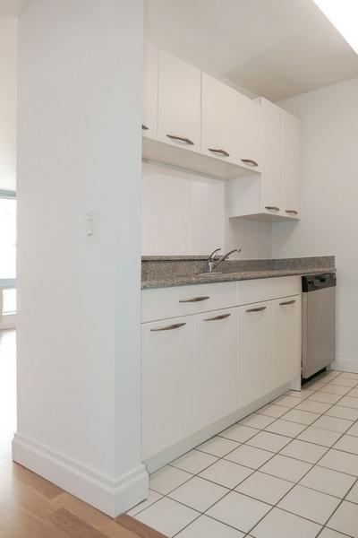 777 Straight St, Cincinnati, OH 45214 photo 6