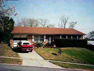 2794 Baker Ave, Cincinnati, OH 45211 photo 3