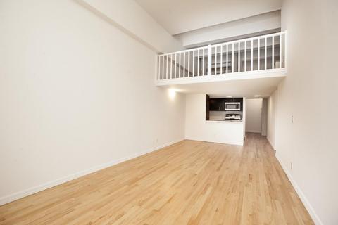 2794 Baker Ave, Cincinnati, OH 45211 photo 5