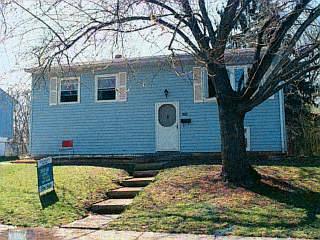 2479 Berthbrook Dr, Cincinnati, OH 45231 photo 1