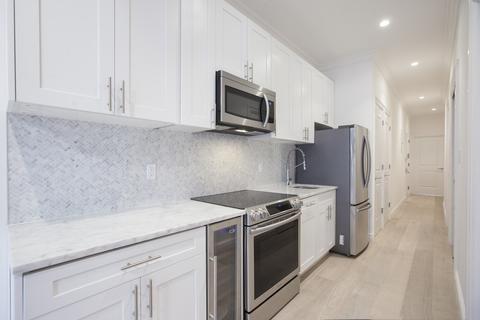 8429 Forest Rd, Cincinnati, OH 45255 photo 4