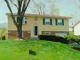 12059 Spalding Dr, Cincinnati, OH 45231 photo 1