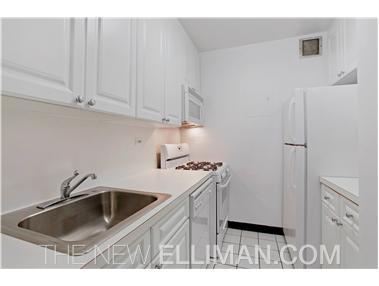 2860 Robert Ave, Cincinnati, OH 45211 photo 5