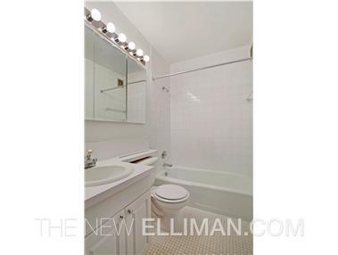 2860 Robert Ave, Cincinnati, OH 45211 photo 6