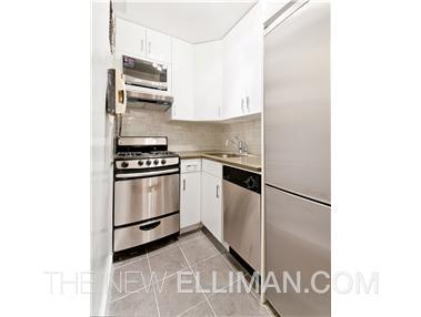 1100 Omena Pl, Cincinnati, OH 45238 photo 4