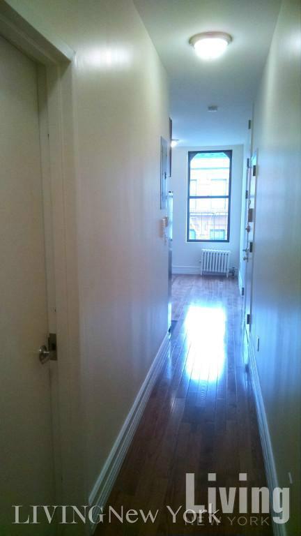 182 Woolper Ave, Cincinnati, OH 45220 photo 4