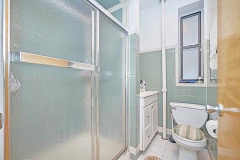 2903 Montclair Ave, Cincinnati, OH 45211 photo 2