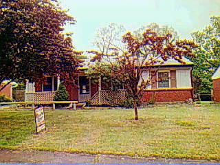 10906 Maplehill Dr, Cincinnati, OH 45240 photo 2