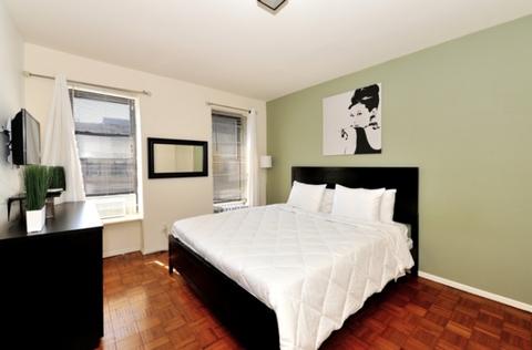 1745 Dewey Ave, Cincinnati, OH 45205 photo 2