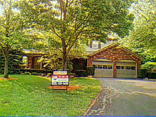 8398 Shadowpoint Ct, Montgomery, OH 45242 photo 1