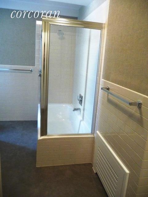 1031 Purcell Ave, Cincinnati, OH 45205 photo 10