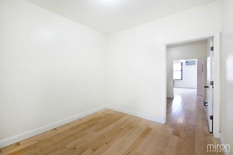 6519 Crestview Ave, Cincinnati, OH 45213 photo 5