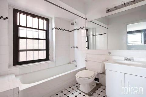 2213 Sauer St, Cincinnati, OH 45219 photo 6