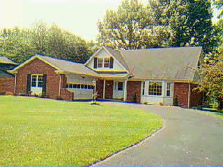 7485 Fourwinds Dr, Montgomery, OH 45242 photo 1