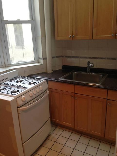 596 Orchard View Pl, Cincinnati, OH 45238 photo 4