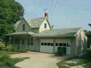 822 Locust Corner Rd, Cincinnati, OH 45245 photo 2